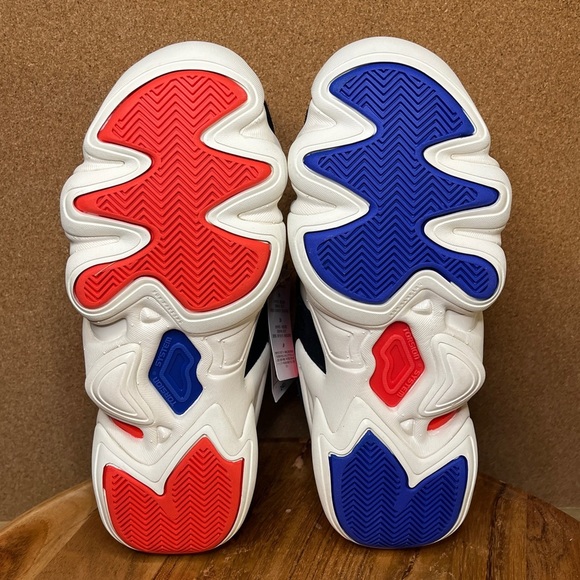 Adidas crazy 8
‘French basketball’
Brand new - Picture 7 of 9